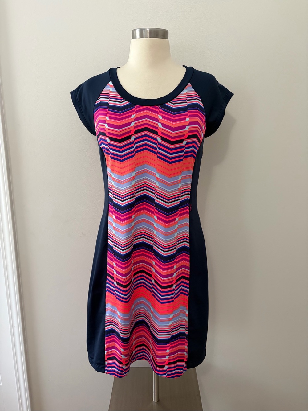 Title Nine Gidget 2.0 Midi Dress Geometric Design S Outdoor Tenniscore Golf